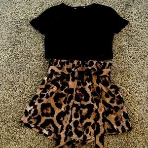 Girls leopard short set
